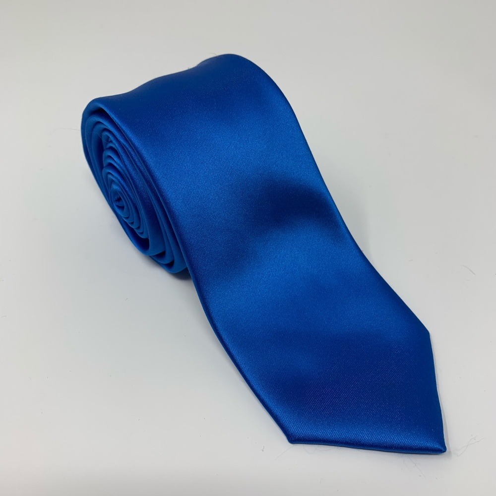 Madison Men’s Royal Blue Silk Tie
